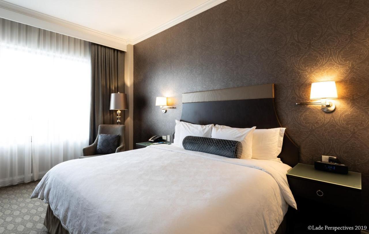 La Banque Hotel Homewood Buitenkant foto