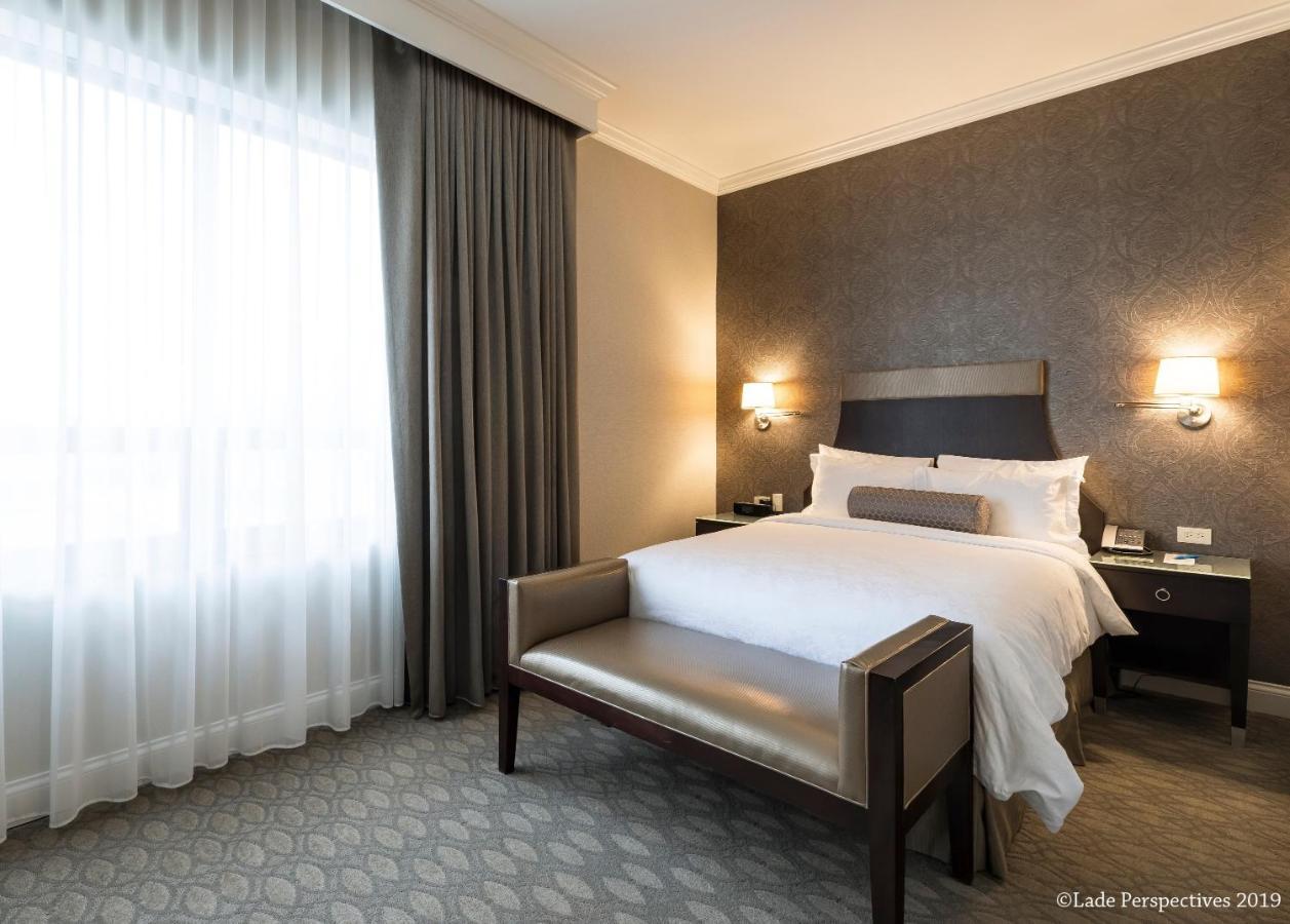 La Banque Hotel Homewood Buitenkant foto