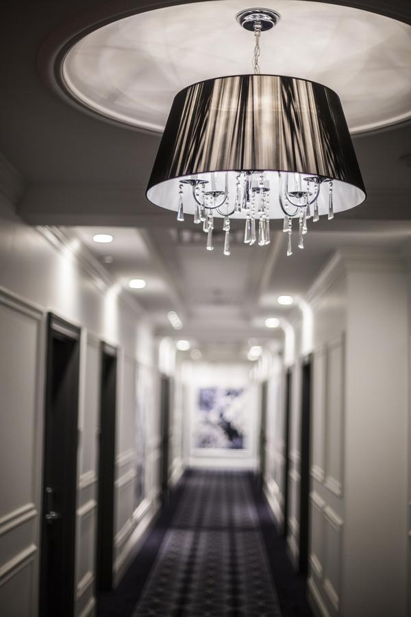 La Banque Hotel Homewood Buitenkant foto